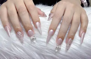 ネイル 小島 阿佑美のネイルデザイン