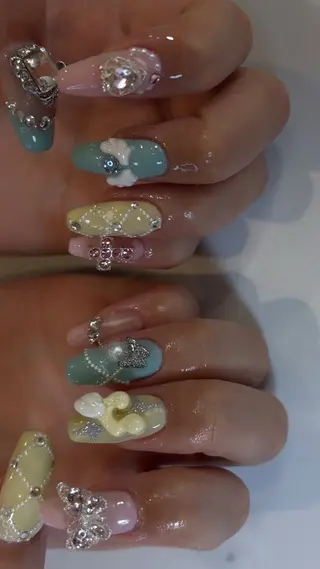 ネイル my&所属・my&_ maimiのネイルデザイン