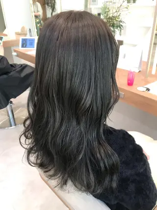 セミロング 木野田 萌のヘアスタイル