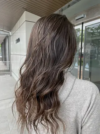 ロング カラー NAP  hair &spa所属・小林 真由のエステ・リラクイメージ