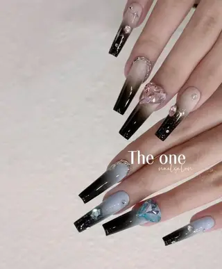 ネイル Theone栄店 赤松のネイルデザイン