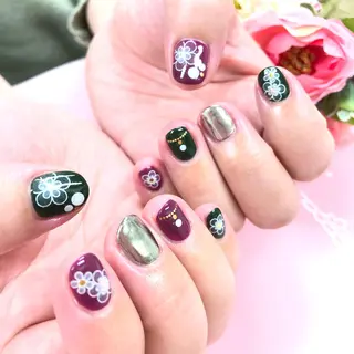 ネイル ユリシスネイル 担当近藤のネイルデザイン