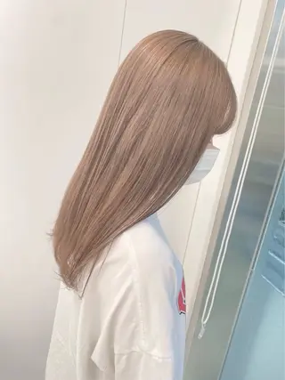 ロング カラー 透明感ハイトーン/ ベージュ/りくとのヘアスタイル