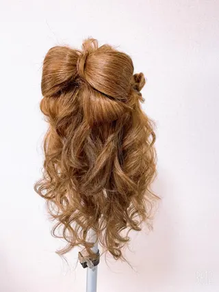 セミロング ヘアアレンジ 堀 和恵の眉毛・アイブロウイメージ