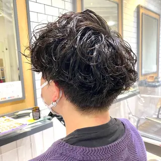 パーマ 神奈川大学最寄り白楽 三本松巧のヘアスタイル