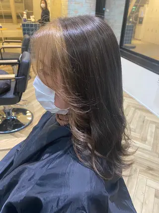 セミロング カラー YUNA ユウナのヘアスタイル