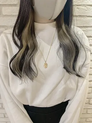 ロング カラー ヘアアレンジ yuka .のヘアスタイル