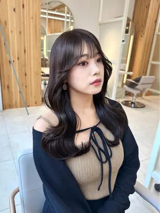 セミロング カラー 🇰🇷韓国風くびれ ヘア🇰🇷中村優大のヘアスタイル