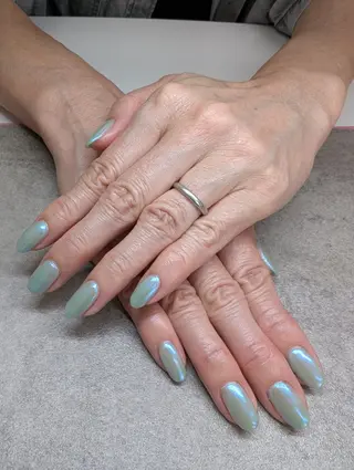 ネイル eclat BEAUTY NAIL SALON　枚方市駅前店所属・松本 ひとみのネイルデザイン