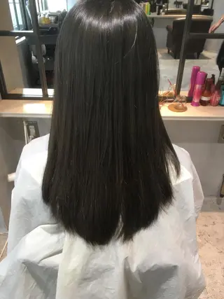 カラー SALOWIN 表参道所属・シンカ 表参道のヘアスタイル