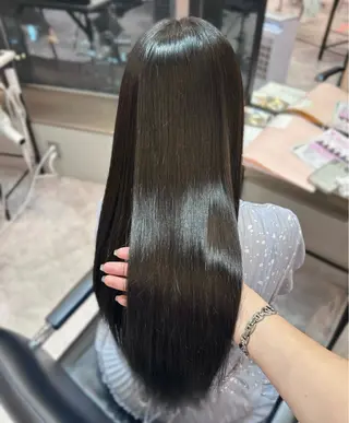 ロング 上品うるツヤ韓国ヘア 🤍Hana/川崎のヘアスタイル