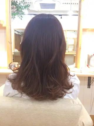 セミロング カラー DEE okazakiのヘアスタイル