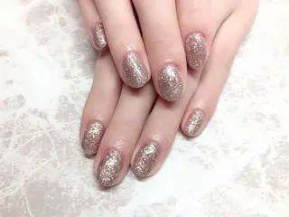 ネイル マジックミラー所属・マジック ミラーのネイルデザイン