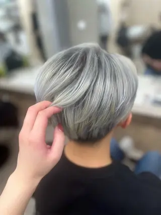 カラー メンズ 🐈‍⬛多系統🕶 tsubura🖤のヘアスタイル