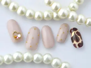 ネイル 💗🪽Tiary Nail🪽💗のネイルデザイン