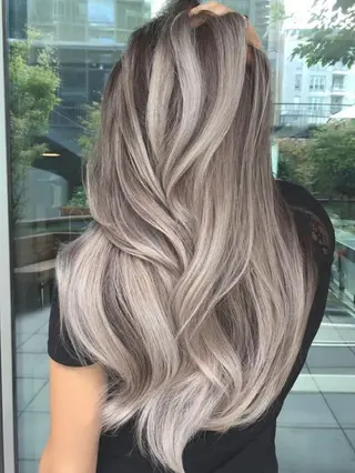 ロング カラー パーマ ヘアアレンジ R3 Eyelash RSKのマツエク・マツパデザイン