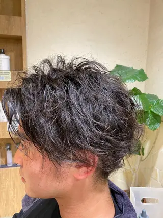 ミディアム パーマ メンズ メッシュ&パーマ特化 🔥山田雄大🔥のヘアスタイル