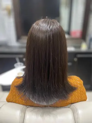 セミロング カラー 波巻き、ツイスト パーマモデル募集中のヘアスタイル