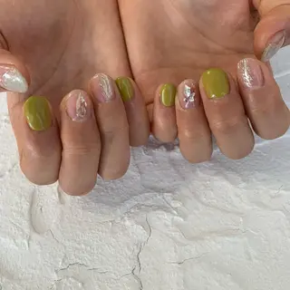 ネイル emanon 新宿東口店所属・nailist akariのネイルデザイン