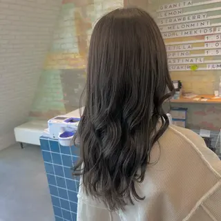 ロング カラー YUNA ユウナのヘアスタイル