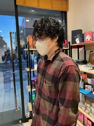 ショート パーマ メンズ Oasisgarden所属・レイヤー/ブリーチ MOMOのヘアスタイル