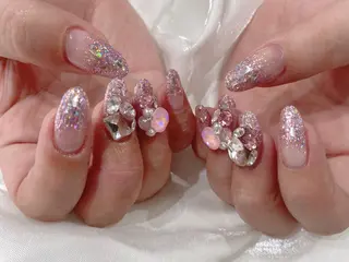 ミディアム Nail  R💫 naoのネイルデザイン