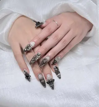 ネイル Lee Nailsのネイルデザイン