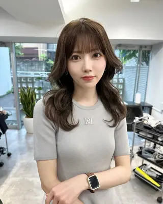 セミロング カラー INTRO.by Fi-Ne所属・韓国ヘア 店長NEGIのヘアスタイル