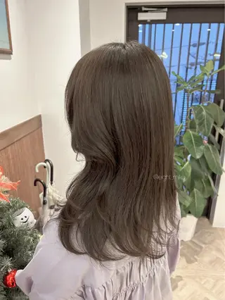 miku☁️レイヤー まろやかカラー 名駅のヘアスタイル