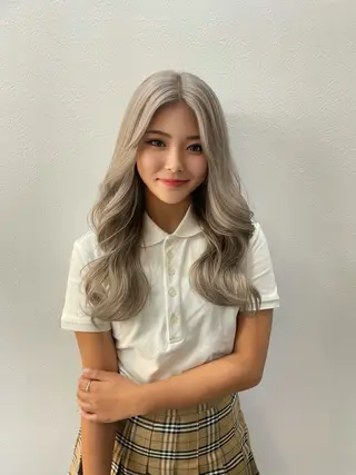 セミロング カラー RIENS♡xrea 山本優舞のヘアスタイル