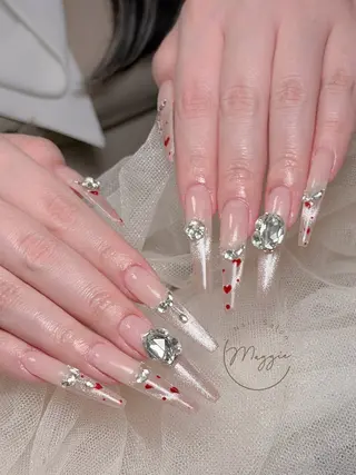 ネイル Maggie Nail🦩のネイルデザイン