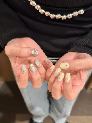 ネイル 🎀 Hiyubi._.nail 🫧所属・🎀フェイ フェイ🫧💗のネイルデザイン