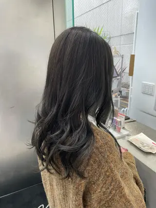 セミロング オノ テンタのヘアスタイル