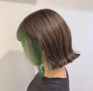 ミディアム カラー Fiona by ganesha所属・永見 すず佳のヘアスタイル