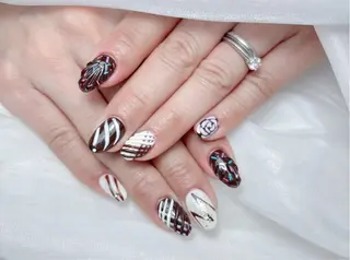 ネイル Aura  Nail 長さだし/パラジェルのネイルデザイン