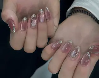 ネイル T. Leeのネイルデザイン