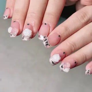 ネイル muum_nail 新宿2分 三丁目1分のネイルデザイン