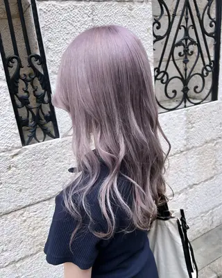 セミロング カラー ＊ブリーチカラー＊ 🫧M🫧のヘアスタイル