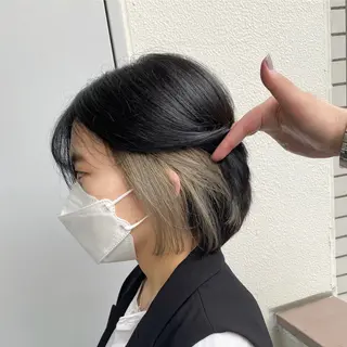 ショート カラー 僕なら縮毛矯正してて もブリーチできますのヘアスタイル