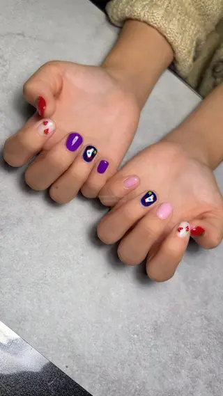 ネイル 関山 志乃のネイルデザイン