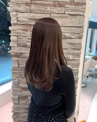 ロング 𝒩𝑜𝓃𝑜 / lenahcARIAのヘアスタイル