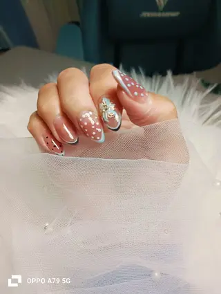 ネイル Naomi Nail所属・Naomi Nailのネイルデザイン