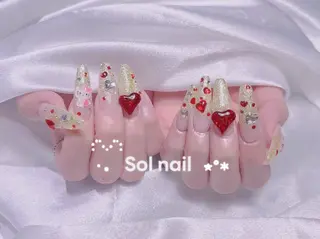 ネイル パラジェル＆フィルイン取り扱いサロンSol Nail所属・Sol Nail ミネのネイルデザイン