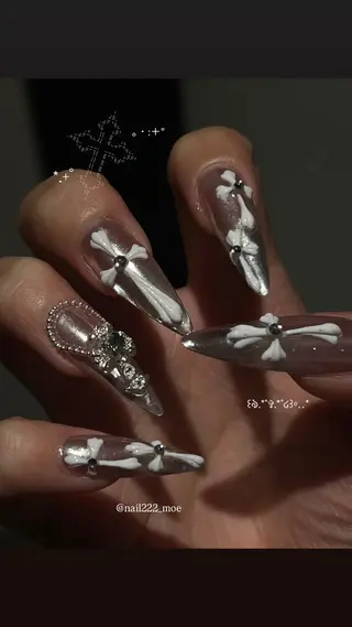 ネイル ⟡.*222⋰˚☆ MöEのネイルデザイン