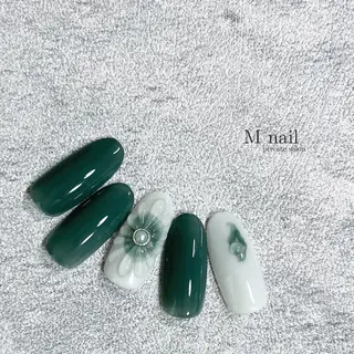 ネイル M　nail所属・M nailのネイルデザイン