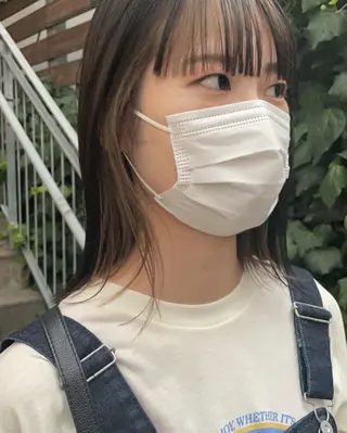 ミディアム レイヤーカット/ 透明感カラーmikuのヘアスタイル