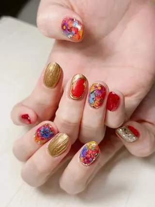 ネイル 大崎 奈々のネイルデザイン