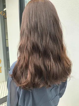 ロング カラー 🩰オリーブ/ ベージュ松本咲花🩰のヘアスタイル