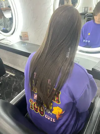 ロング 山北 優姫のヘアスタイル