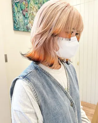 ミディアム ケアブリーチ 坪井佑樹のヘアスタイル